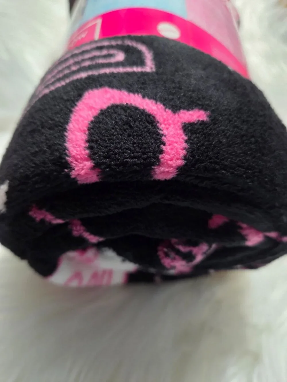 Barbie Plush Throw Blanket